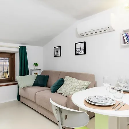 Apartment Monolocale Via